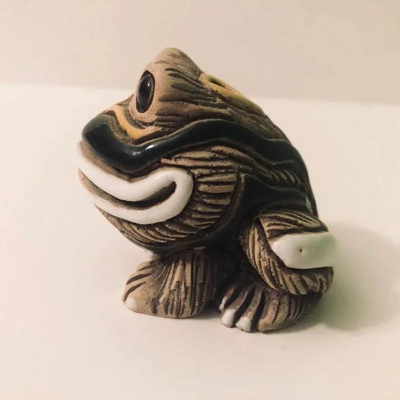 Vtg Artesania Rinconada Pottery Frog with Heart 2.25 Inch Tall Chipped  Foot - Picture 10 of 11